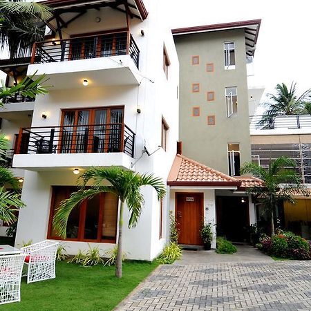 Hotel Shanelo Negombo Exterior photo