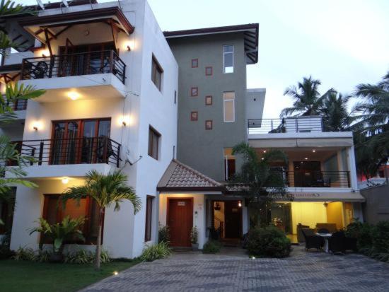 Hotel Shanelo Negombo Exterior photo